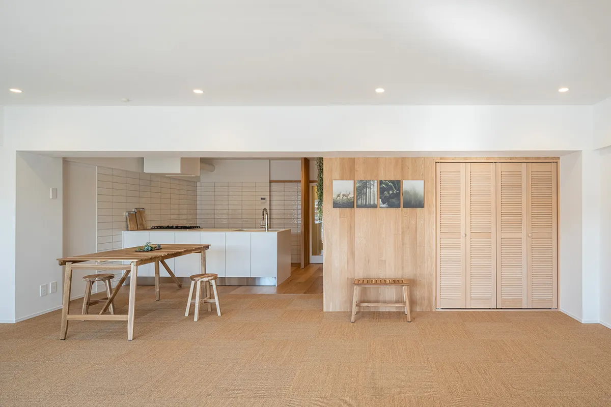 海と光に包まれる、最上階のリノベーション空間 葉山エコーハイツ｜stri-ep house flat 葉山一色売マンション